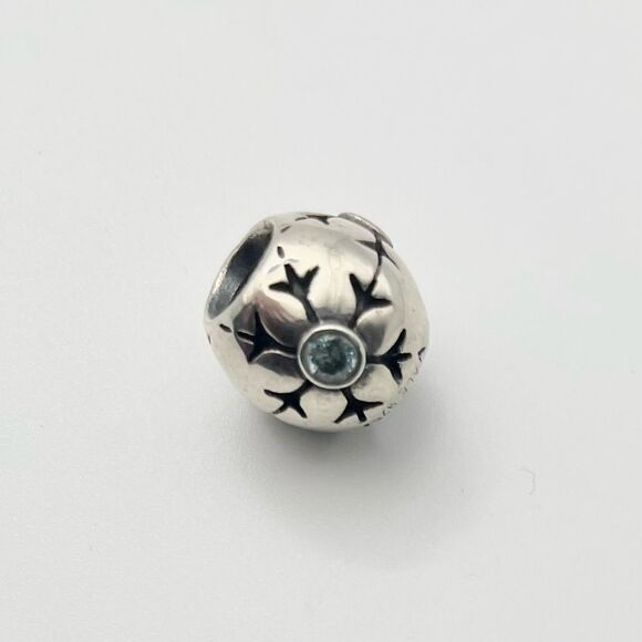 Pandora 790367CZA Sterling Silver Winter Snowflake Bead Aqua CZ Retired Charm - Picture 2 of 6